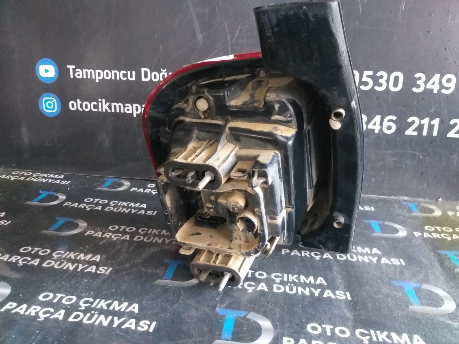 DAC�A DUSTER SA� STOP 